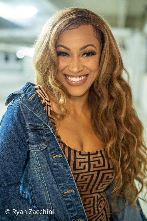 Louisa Torres as Erika