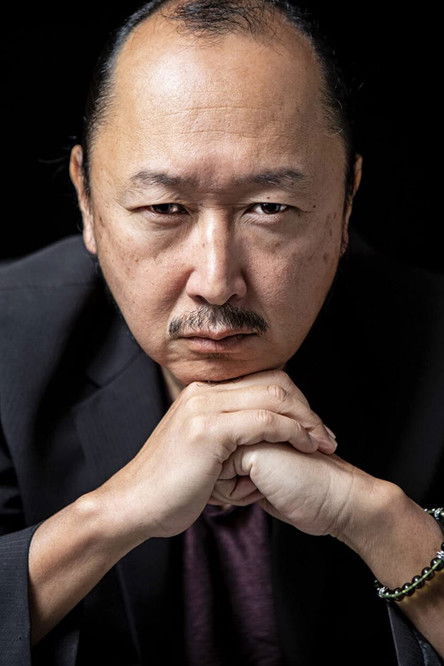 Naoyuki Ikeda as Takashi Oniwa