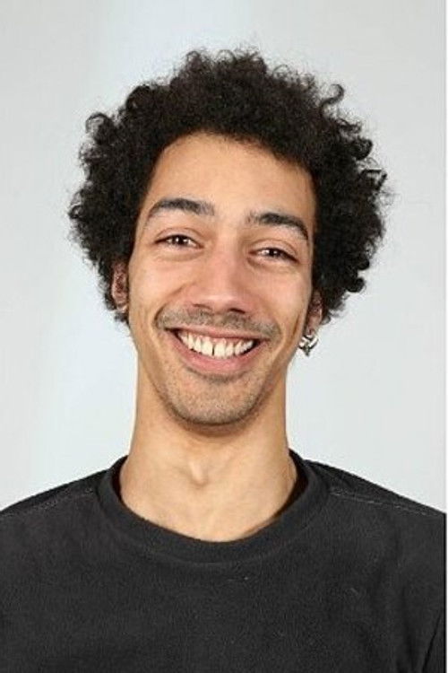 Thomas Durcudoy as Youssef