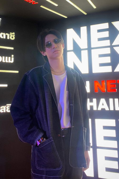 Kasampol Piambia as Winner, Welfare