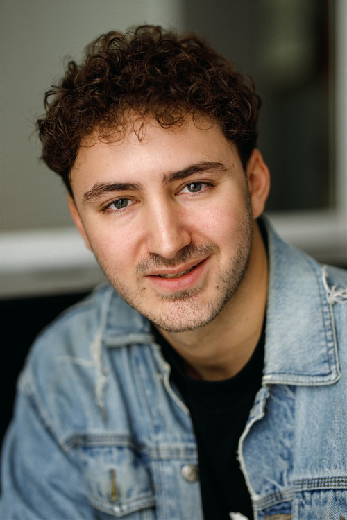 Benjamin Haddad as Luka