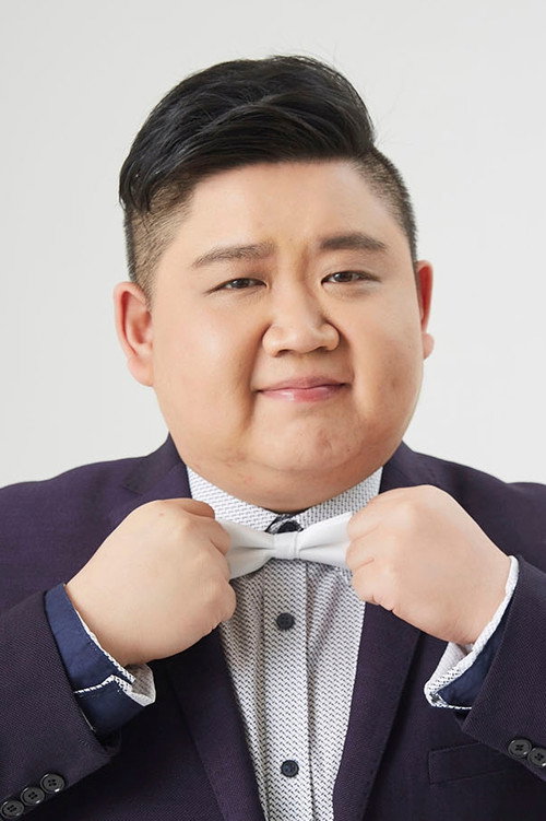 Zhang Yiqian as Little Devil