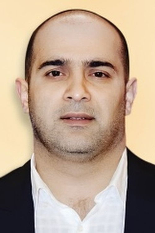 Samir Gulamov as Rauf