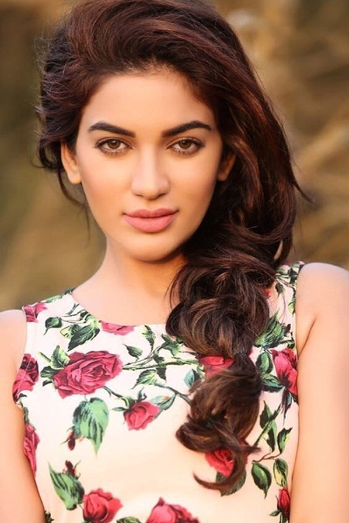 Drishtii Grewal as Channo