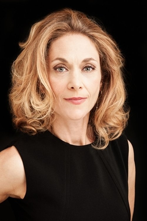 Sara Bertelà as Preside