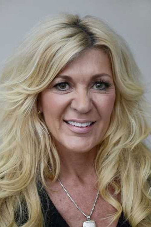 Maria Montazami as Self - Tassle Expert