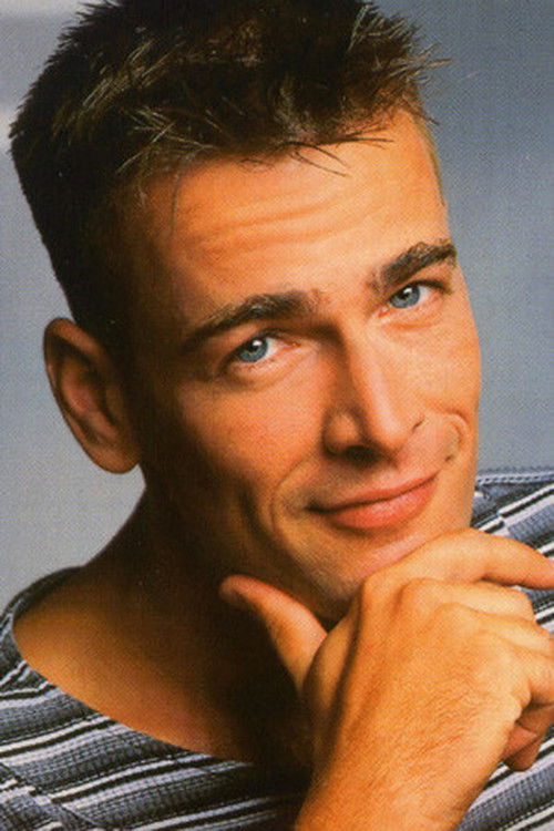 Wolfgang Krewe as Hendrik Krüger