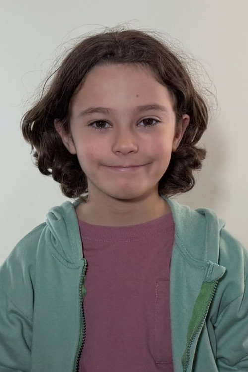 Constantino Alonso as Tino