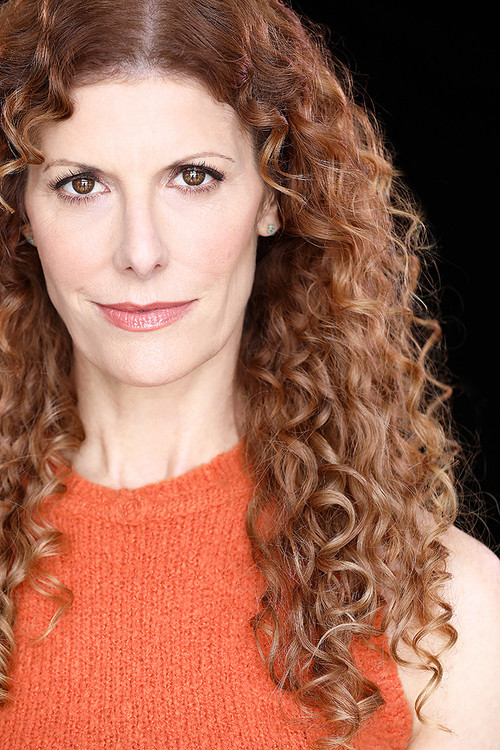 Elisa Nixon as Lauren