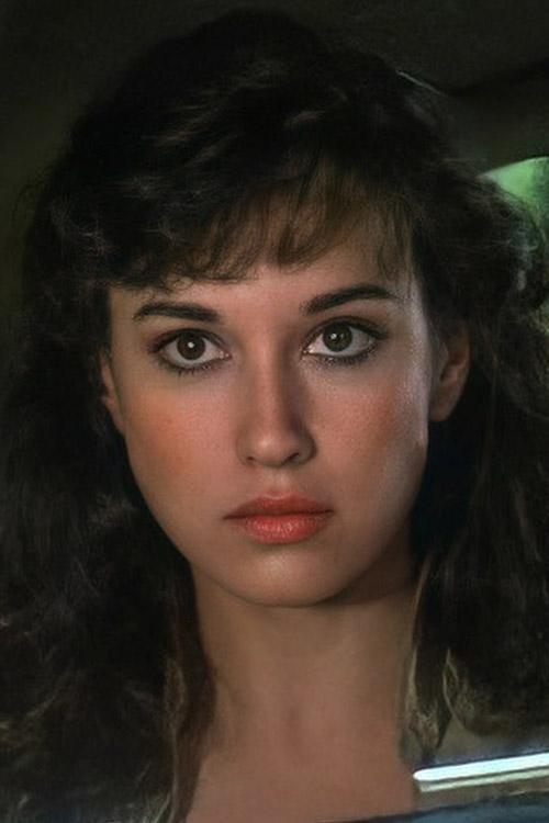 Catherine Parks as Helen