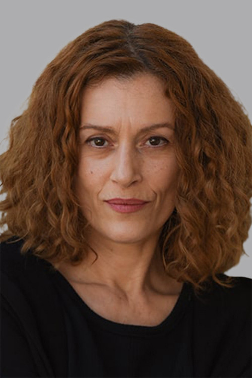 Stella Fyrogeni as Wife