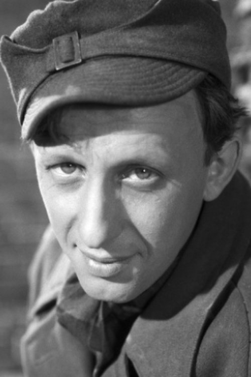 Włodzimierz Skoczylas as Priest