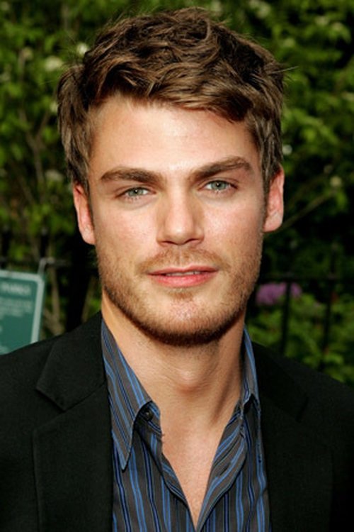 Jeff Branson as Tyler