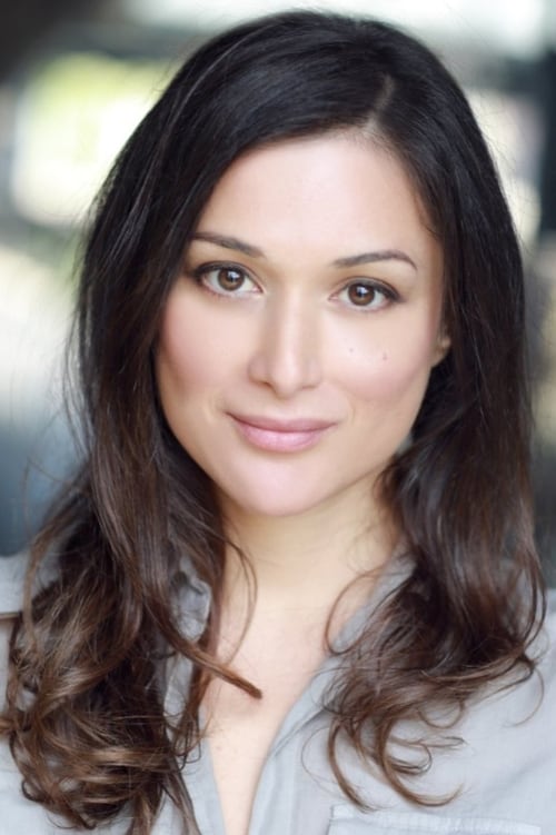 Daphne Alexander as Amy Sharma