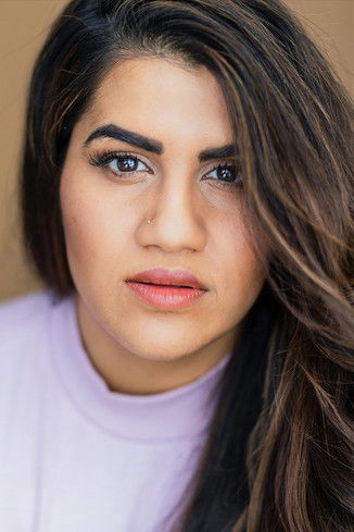 Jennica Anusua as Harper Auburn