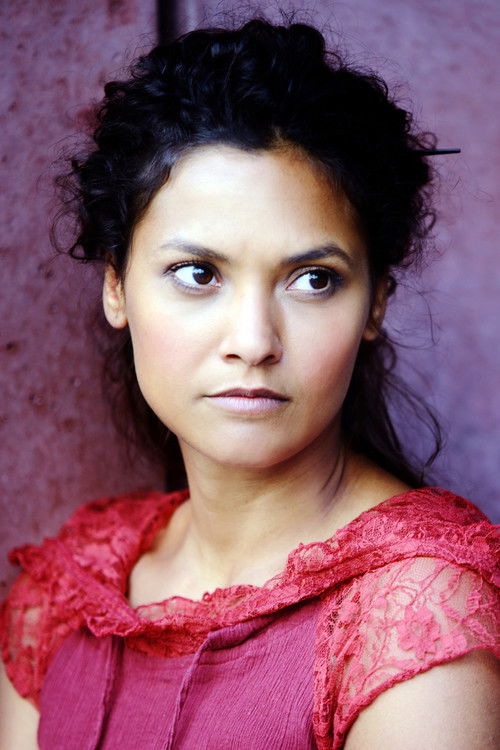 Lucia Peraza Rios as Heidi