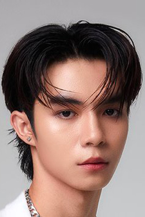 Jinnaphop Prattranasanti as Sun