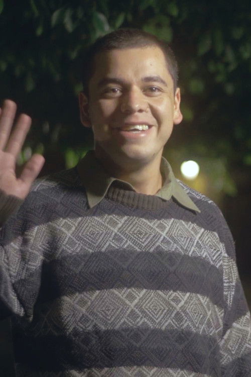 David Vargas as Alberto