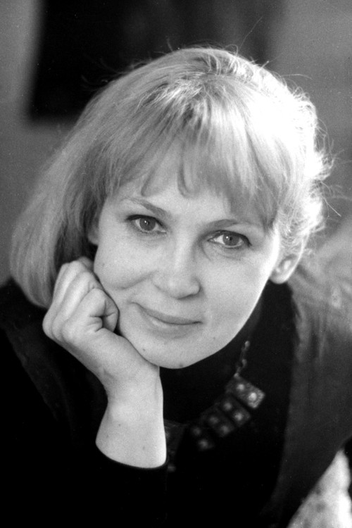 Tatyana Nazarova as Татьяна Гусарова