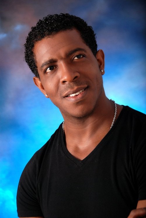 Antonio Melenciano as Jurado 4