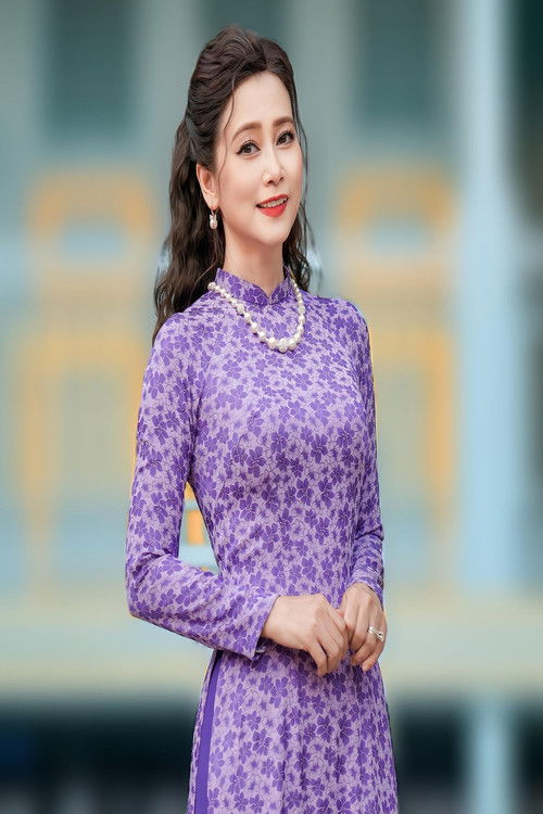 Tuyết Thu as Bà Hiền