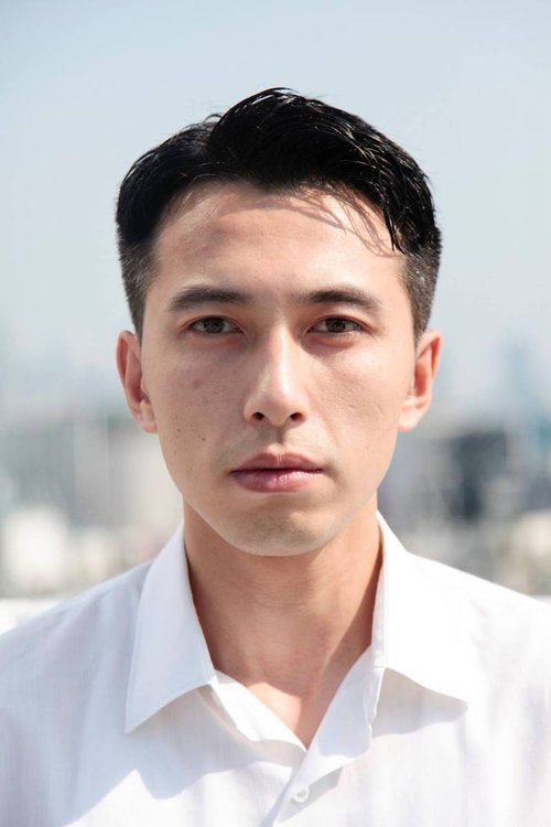 Shin'ya Orikasa as Kenji Yoshioka