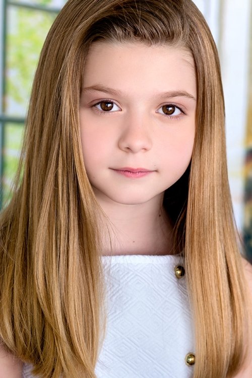 Chloe Perrin as Cambria