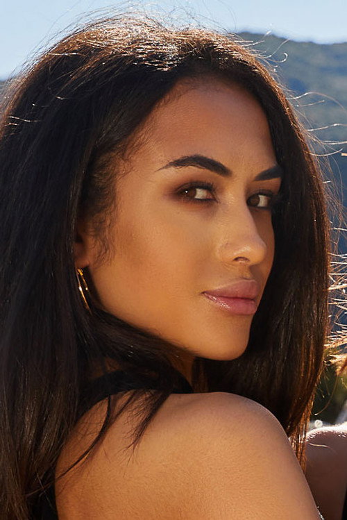 Tasha Lukenchuk as Jennifer #2