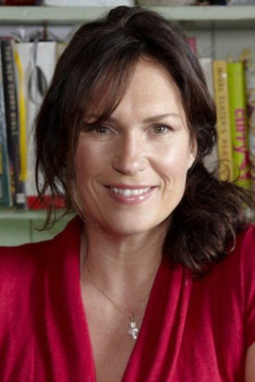 Tania Coleridge as Adele