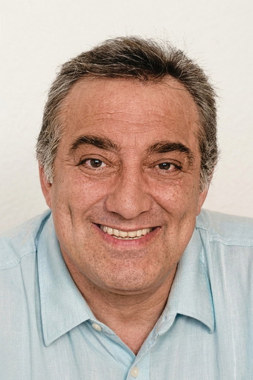 Atilla Yiğit as Haydar