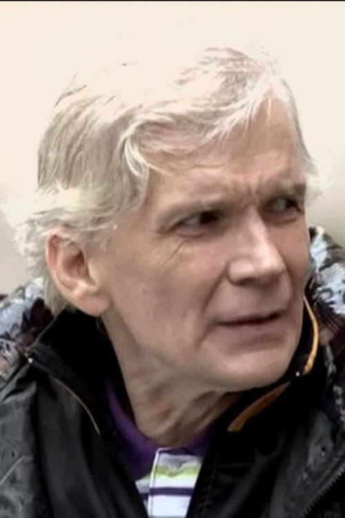 Yuri Potapenko as okhrannik