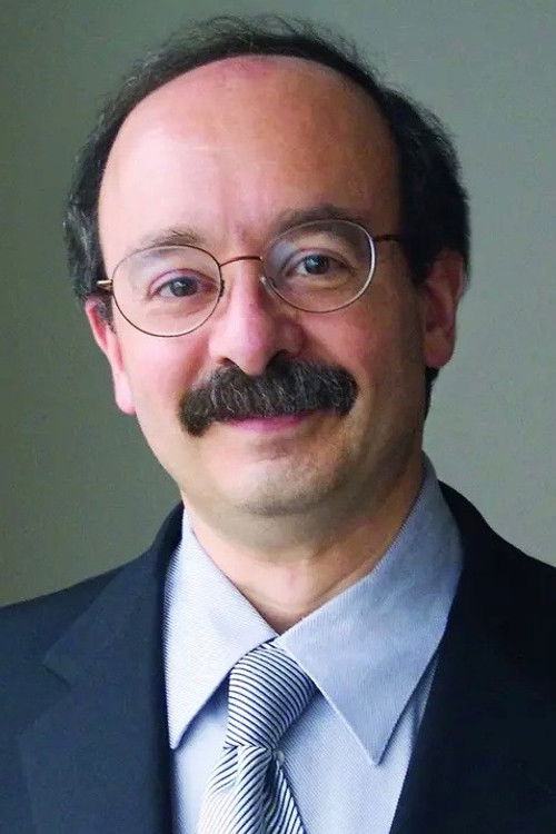 Amory Lovins as Self - Friends of the Earth