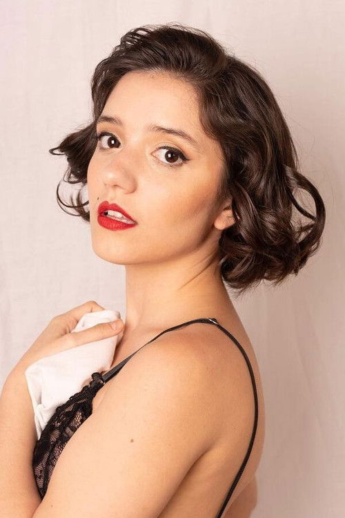 Julia Tozzi as Gisela