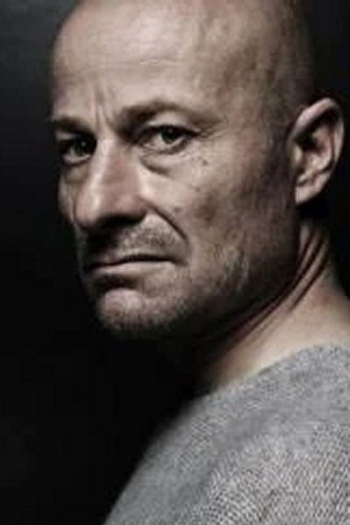 Søren Lenander as Haucon