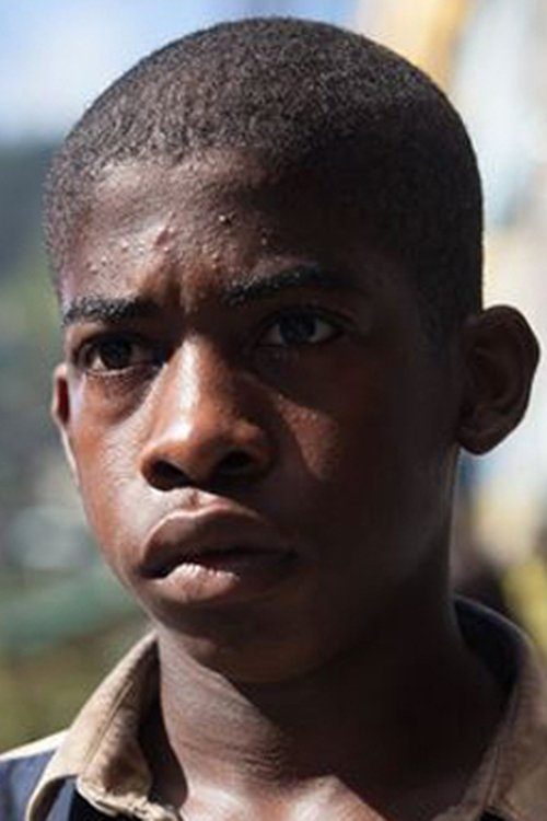 Eduardo Luís as Gardo