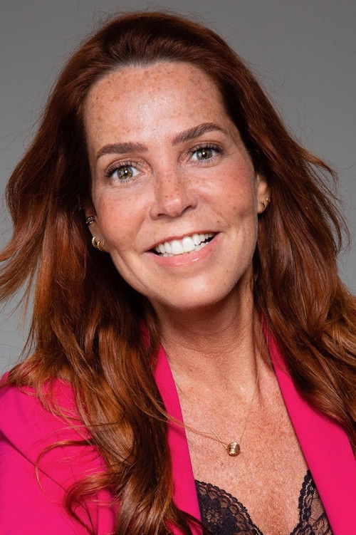 Cris Carvalho as Coach