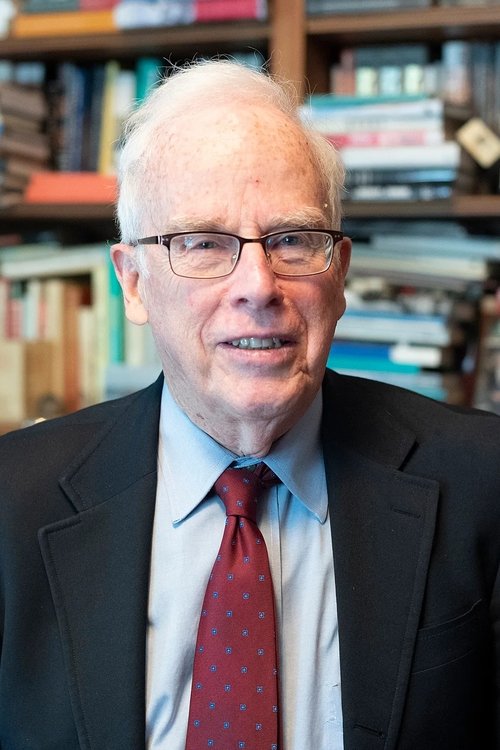 Charles Maier as Entrevistado, especialista em comunismo