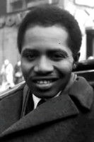 Sissoko Woandioun as Omar