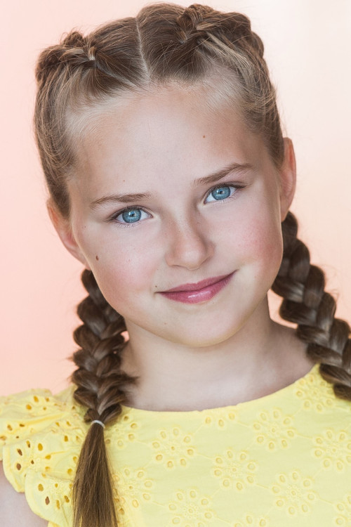 Charlie Boyle as Willow