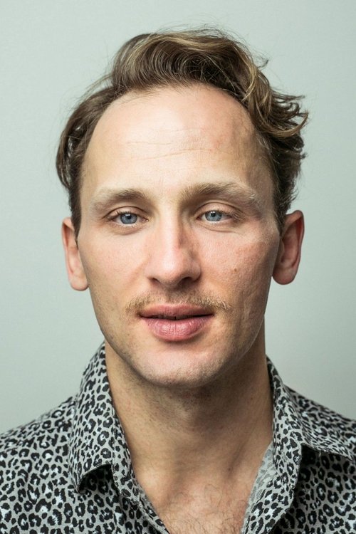 Paweł Tomaszewski as Tomek