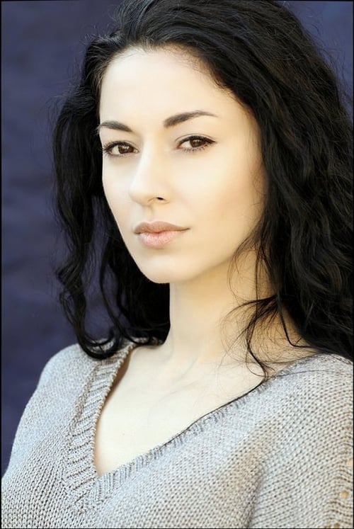 Nicola Fiore as Roxy