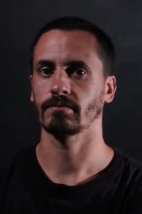 Patricio Agusti as Narrator (voz)