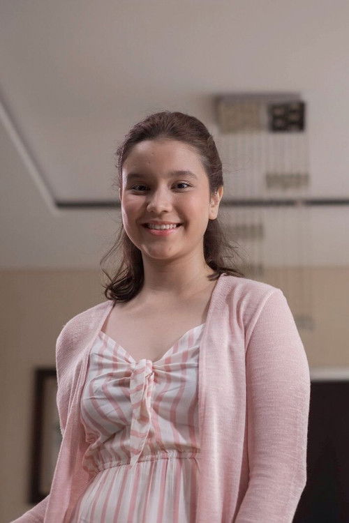 Sonya Soraya as Siswa