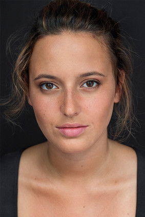 Bibi Couceiro as Leonor