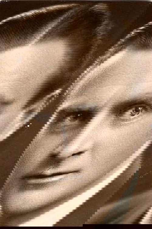 Maurice Colbourne as Sergius Seranoff