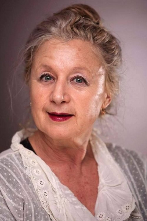 Cristina Noci as Oria, domestica di Valeria