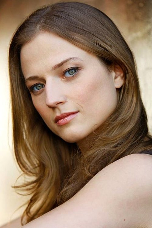 Erin Fleming as Ashley