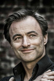 Dimitri Leue as Jean-Marc Kestermans