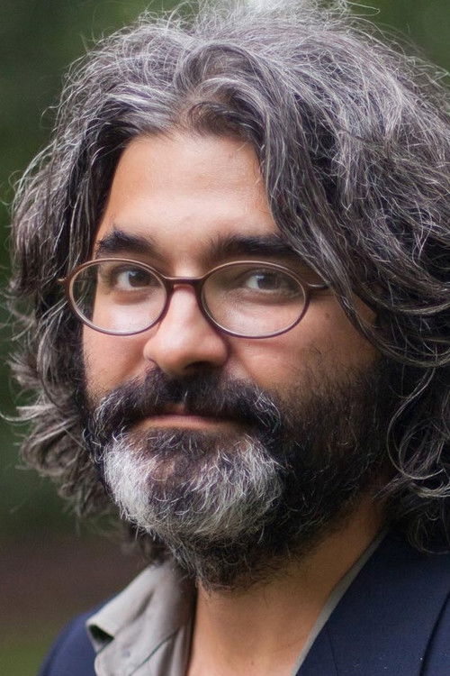 Onur Tukel as Bickering Boy