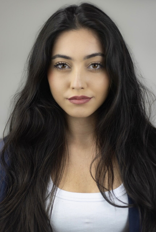 Amanda Iglesias as Brenda